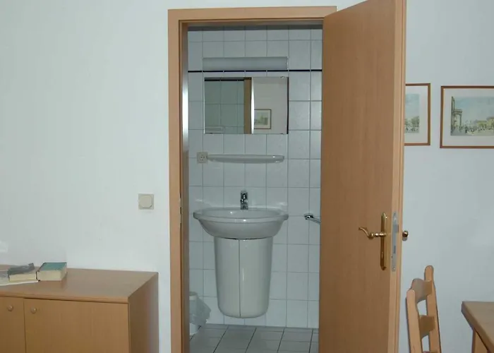 Hoefthus 17 * Neu Reddevitz